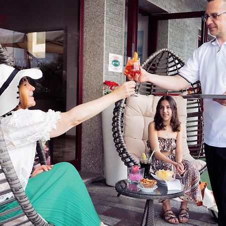 Hotel Capinera Rimini Dış mekan fotoğraf