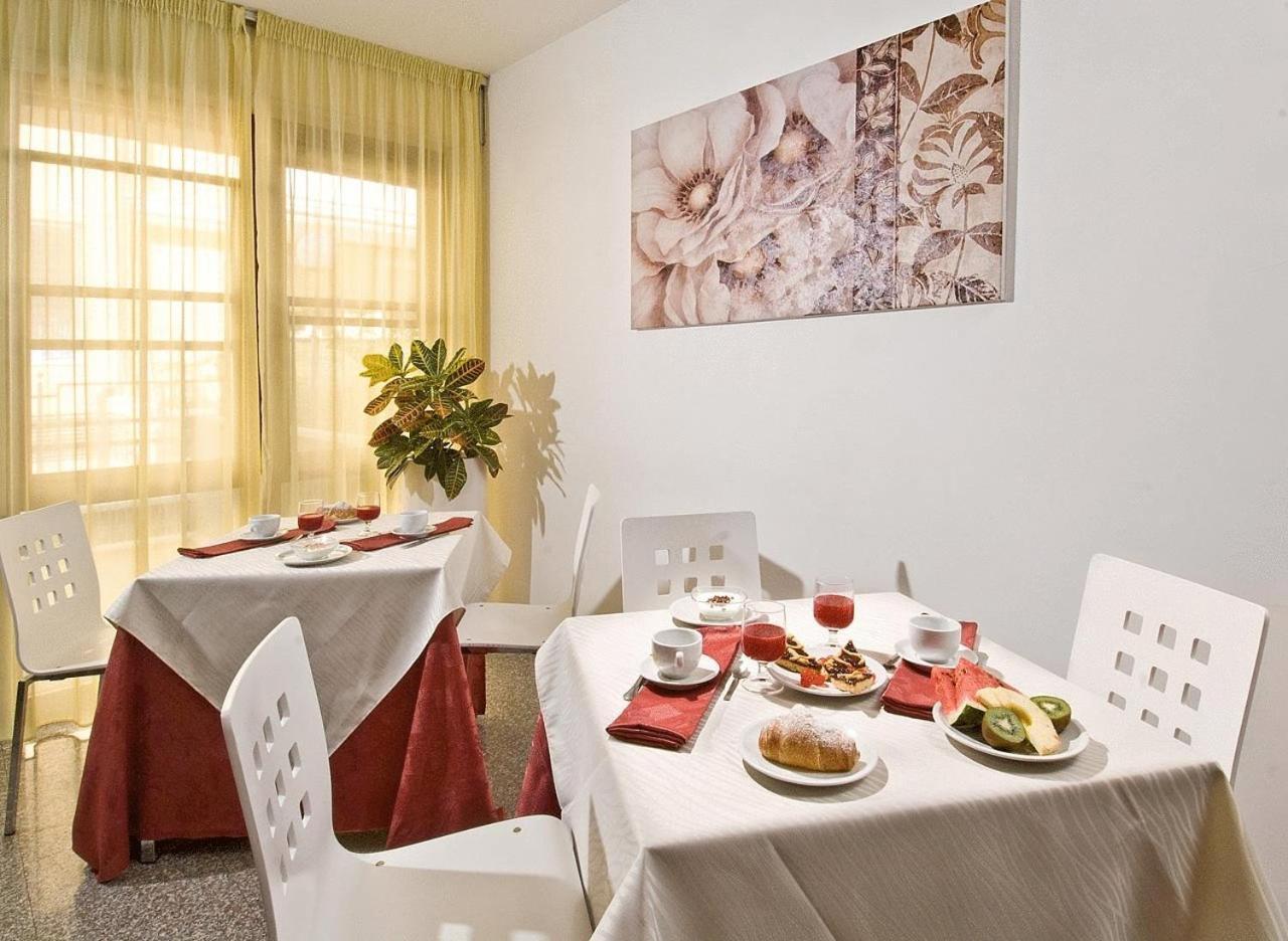 Hotel Capinera Rimini Dış mekan fotoğraf